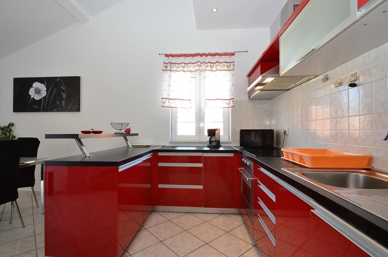 House Luciana Hotel Mali Losinj Exterior photo